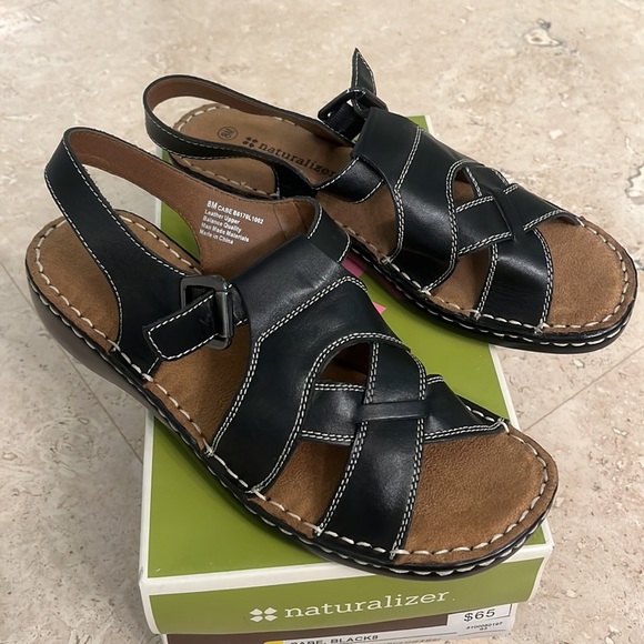 💕HP💕NIB! Naturalizer “Cabe” black leather sandals- women size 8 M - Picture 2 of 6